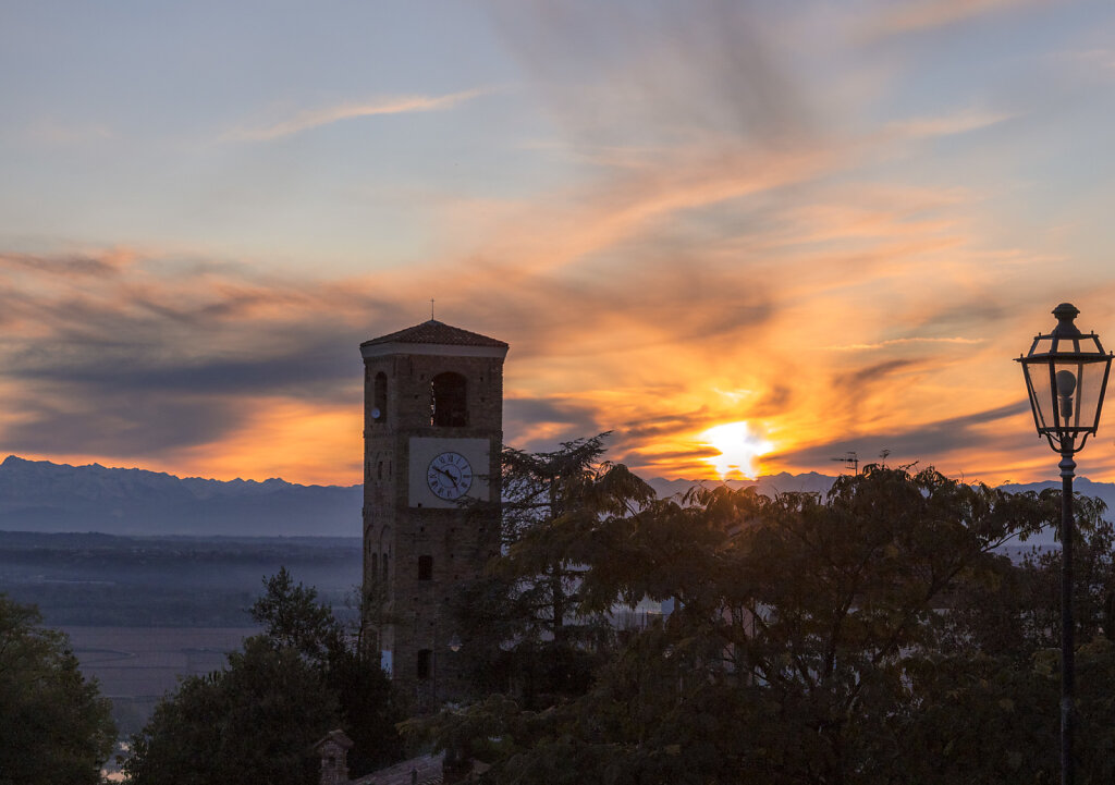 Sonnenuntergang in Santa Vittoria d'Alba